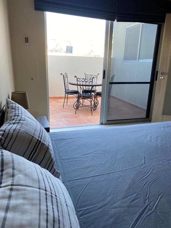 Newly Refurbished Mellieha Central Apartment Luaran gambar